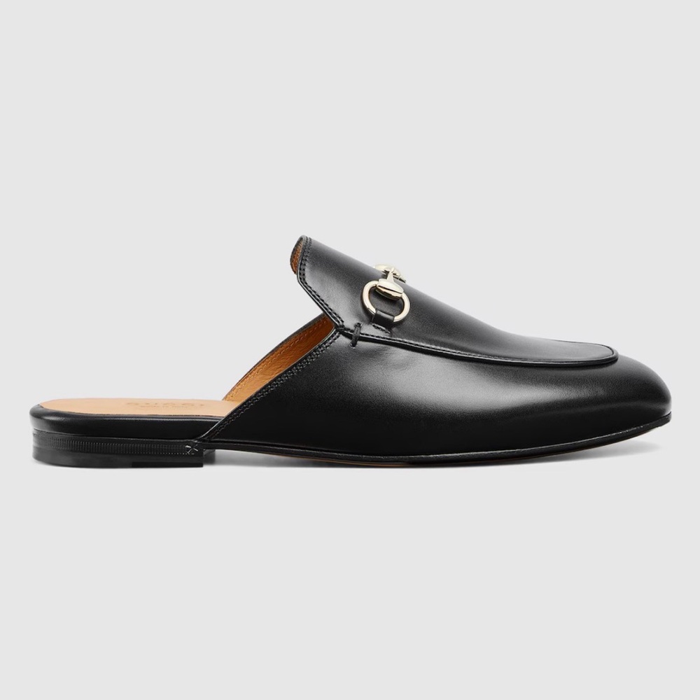 Gucci Princeton Black Leather Horsebit Mules. Good Condition. Priced to sell!